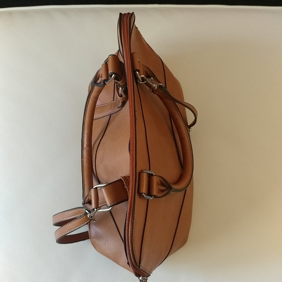 Handbag - Picture 2 of 5